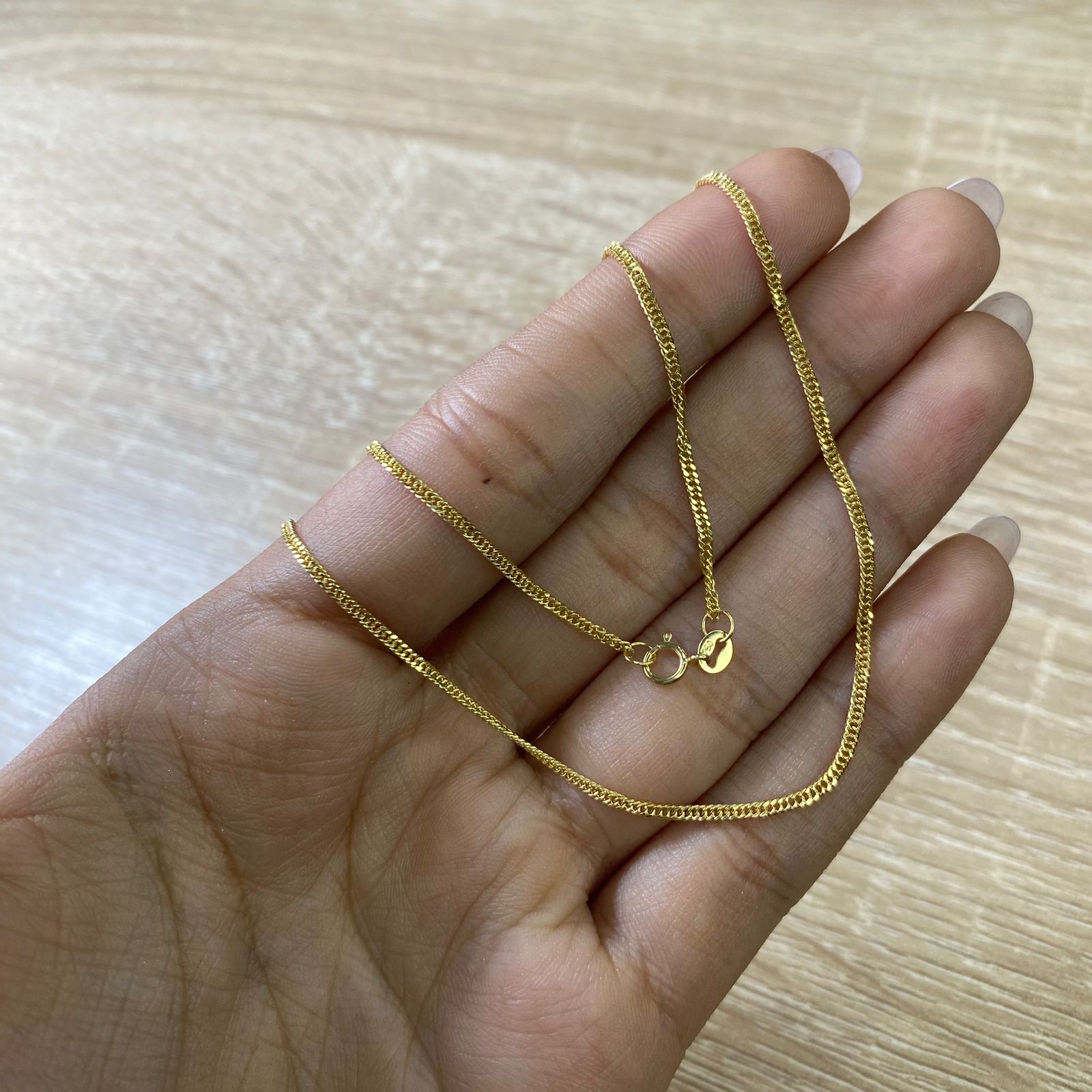 Cadena mini espacial cubana de 45 cm / 1,57 gr / Oro amarillo 18k